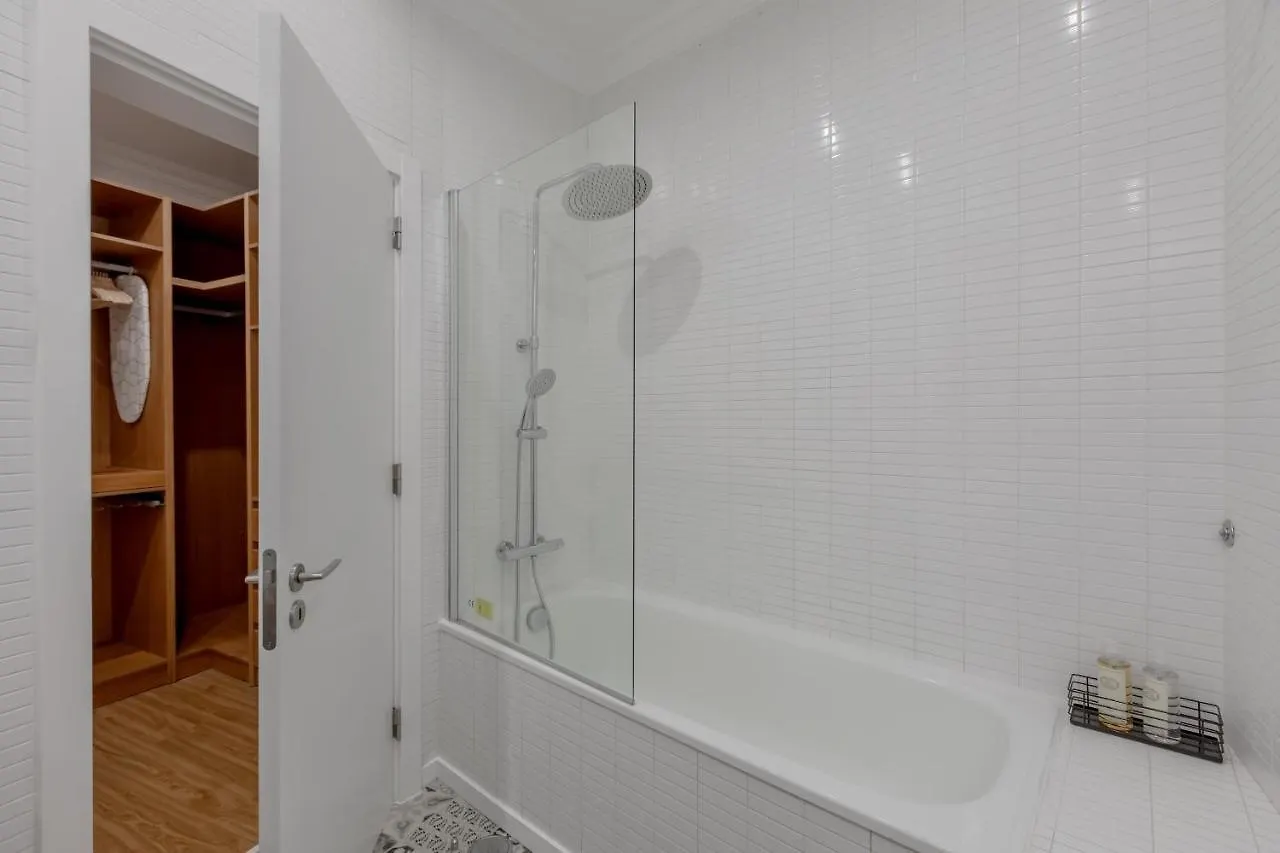 Grand Chiado Apartment Lisbon
